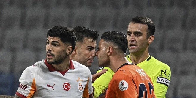 aslan leroy sane ile kukredi vRfZbnLy.jpg