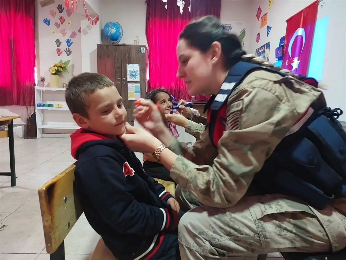 jandarmadan ogrencilere trafik egitimi OqEhv6OD.jpg