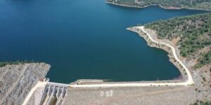 buski-ureticinin-yuzu-guluyor-bursa-barajlari-altin-donemini-yasiyor-u5sNXQpG