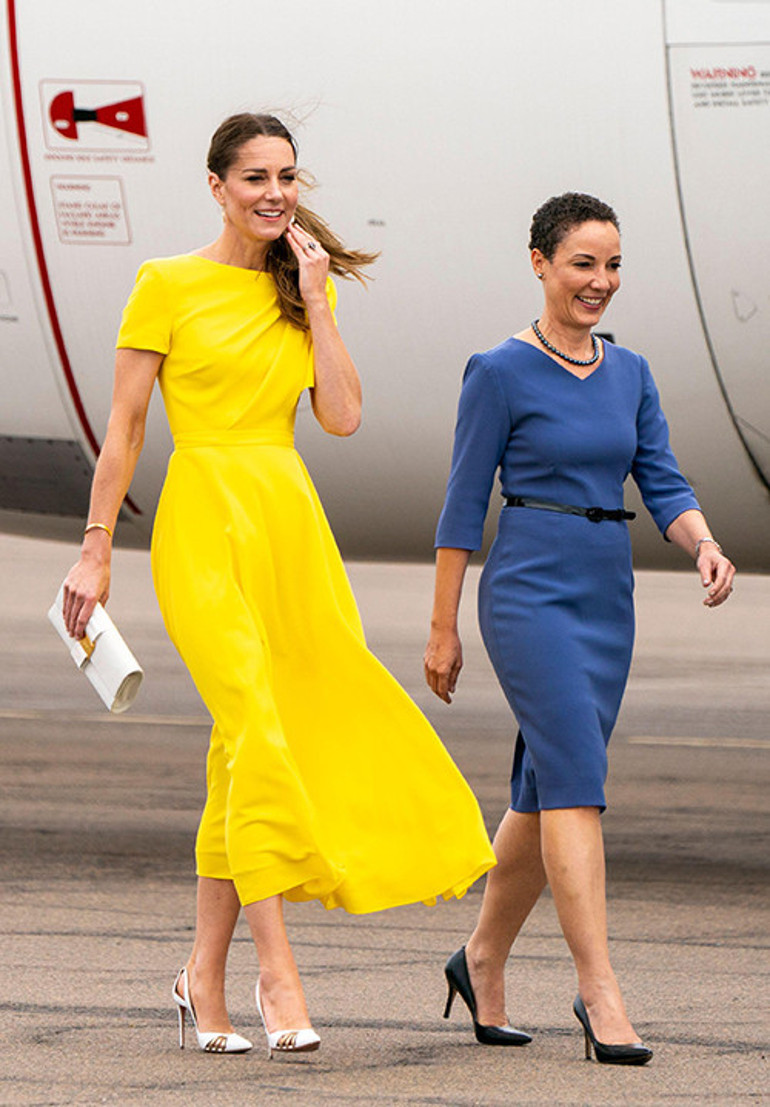 Kraliyet Turu ve Protestolar: Kate Middleton’ın İkonik Sarı Elbisesi