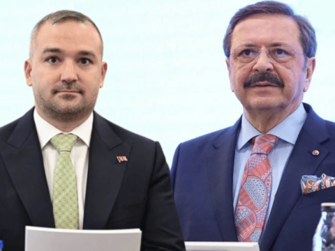 Tobb baskani hisarciklioglu merkez bankasinin kapisini caldi OJaipdYb