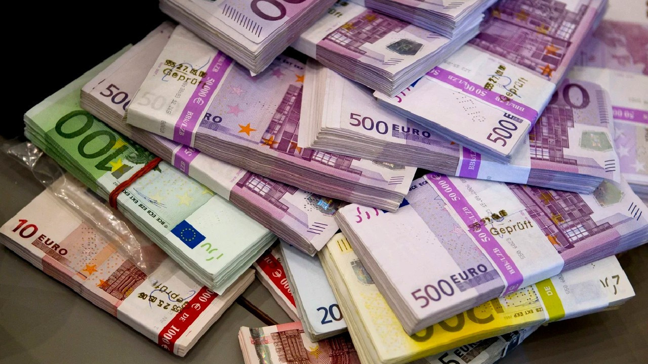 Yunanistan borc yukunu hizla azaltiyor 25 milyar euroluk erken odeme daha masada 398xYWus